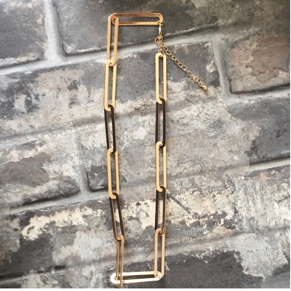 Trendy Gold Link Chain Necklace - Picture 4 of 4